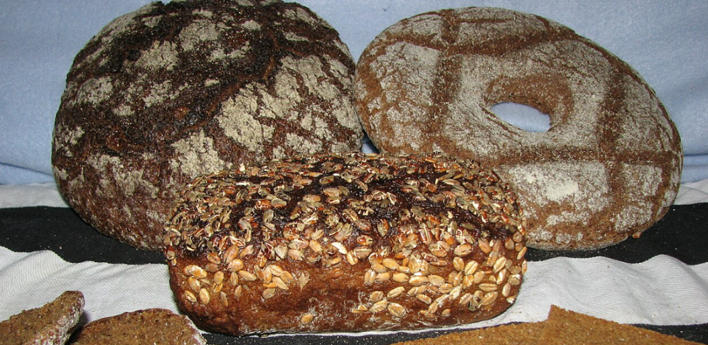 Suomalaista ruokaa - Ruisleipä (Rye Bread)