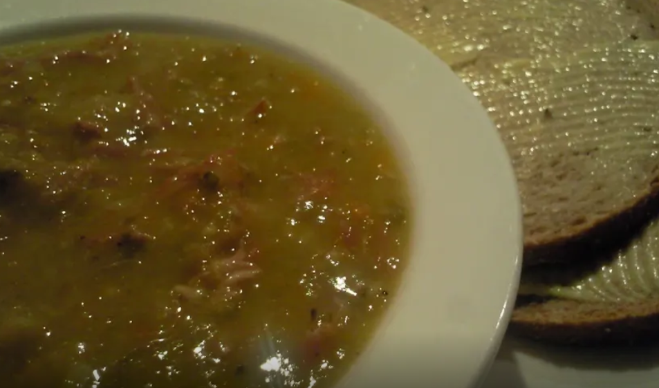 Hernekeitto (Pea Soup)