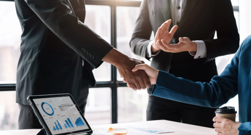 Kuinka sopeutua suomalaiseen sosiaaliseen etikettiin