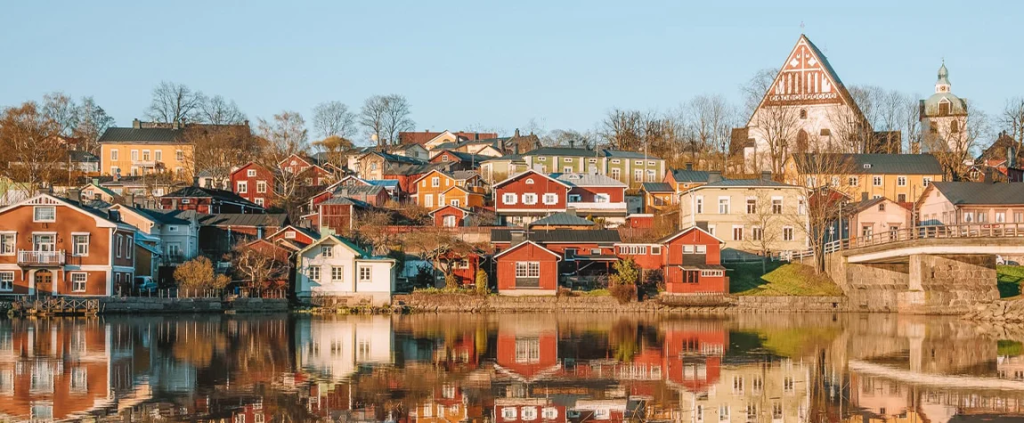 Parhaat paikat Suomessa nähdä poroja luonnossa