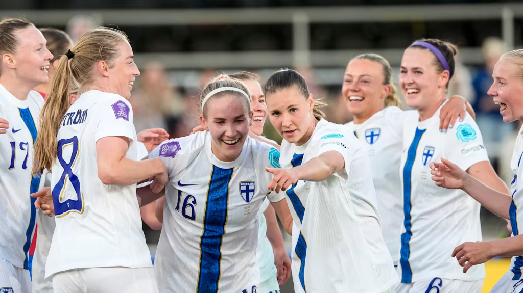 Suomi voi rakentaa vahvemman naisjohtajien polun