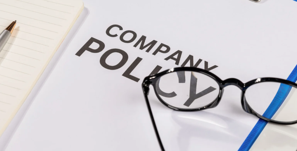 Oikeudelliset velvoitteet ja säädöstenmukaisuus